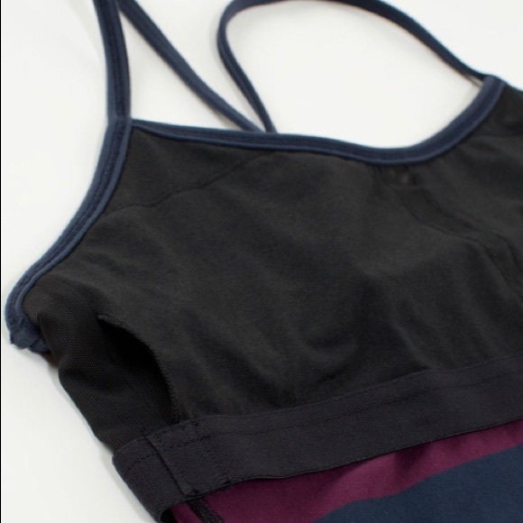 Lululemon Power Y Tank *Luon Light Size 6 - Picture 8 of 11